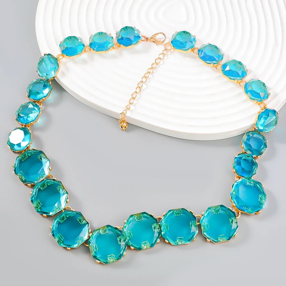 Emilia Statement Necklace - Calilo Australia