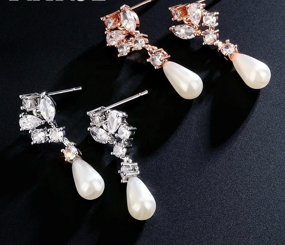 Olivia Pearl Drop Earrings - Calilo Australia